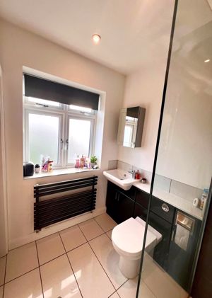 Photo 30- click for photo gallery